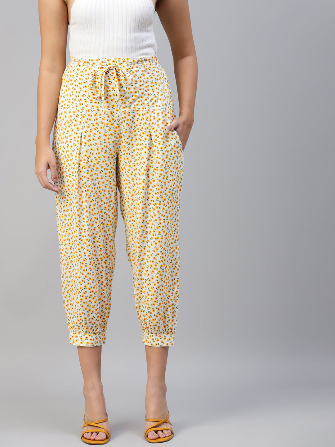 Balloon Pants Casual Wear Ladies White Rayon Harem Pajama, Size: Free Size  at Rs 250/piece in Ghaziabad