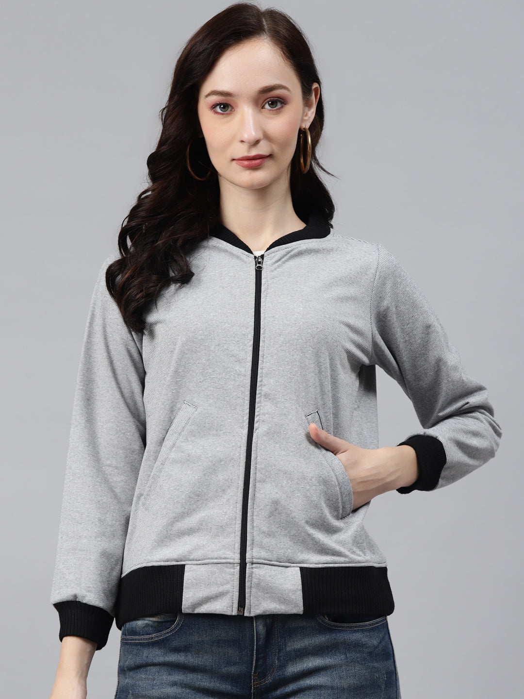 Grey Comfortable Sweatshirt With Pockets